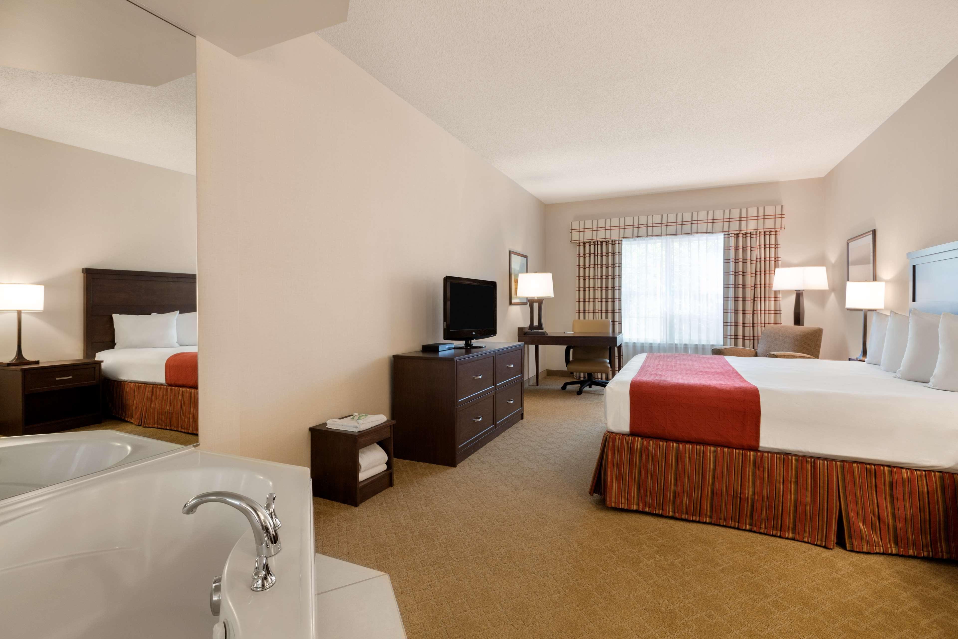Country Inn & Suites By Radisson, Calgary-Northeast Dış mekan fotoğraf